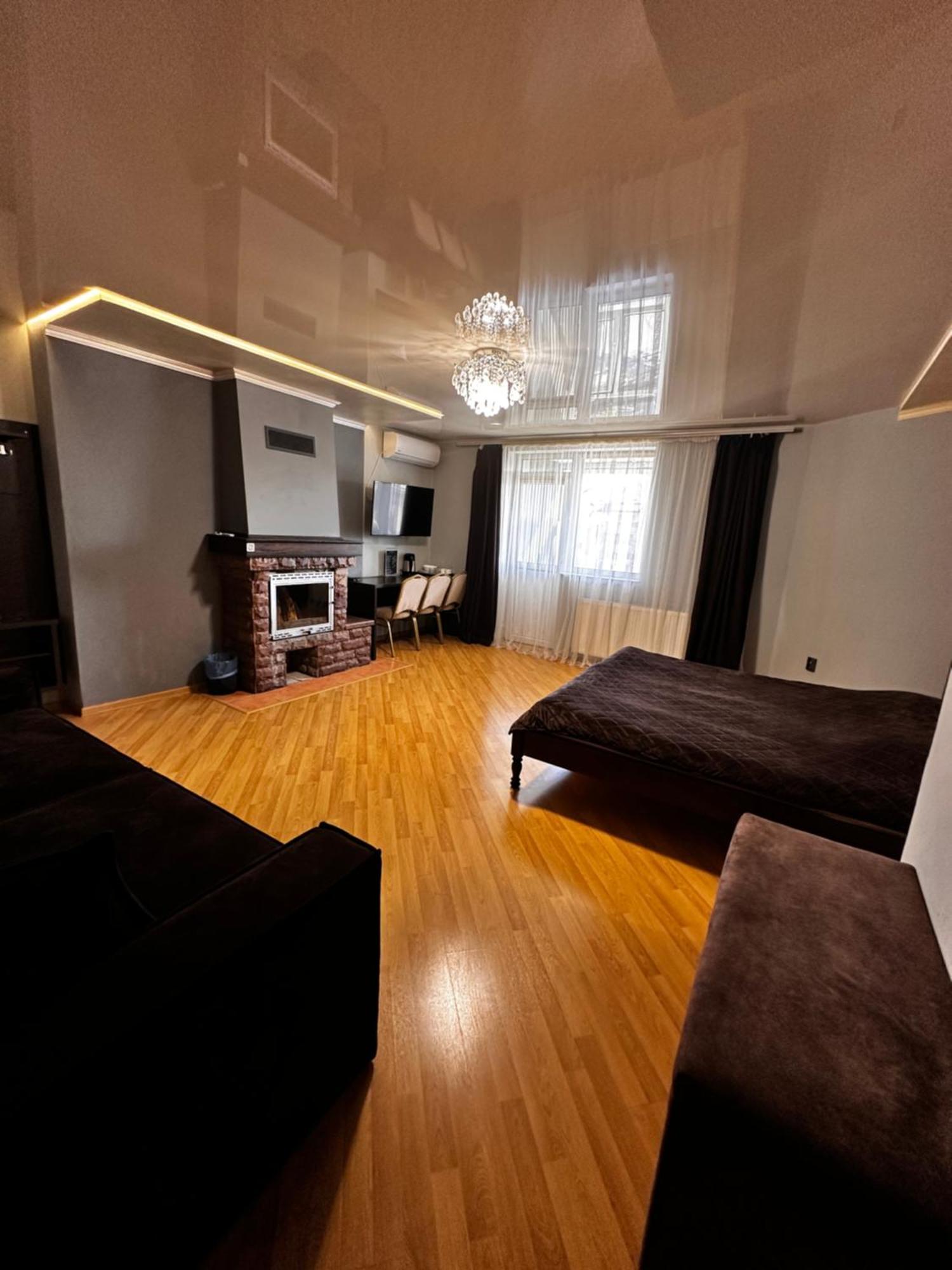 Like Hotel Коломыя Экстерьер фото